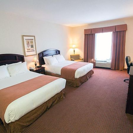 Pomeroy Inn & Suites Fort St. John Extérieur photo